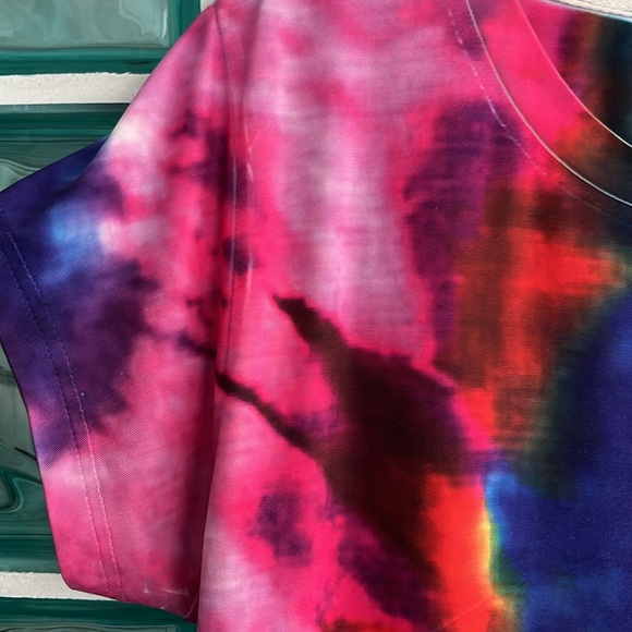 Animal Rescue Tee - Picture 4 of 7